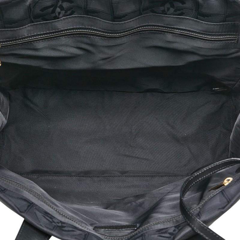 CHANEL（シャネル） ニュートラベルライン トートMM ココマーク トート