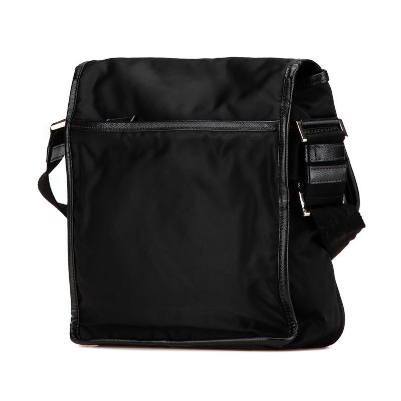 プラダ 三角ロゴプレート 斜め掛け ショルダーバッグ ナイロン レディース PRADA 【228-89975】 PRADA（プラダ） 三角ロゴプレート 斜め掛け ショルダーバッグ