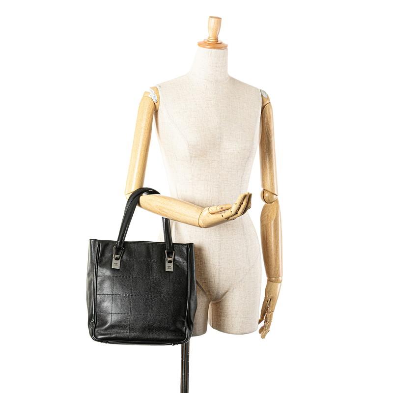 CHANEL（シャネル） チョコバー ココマーク トートバッグ ブラック