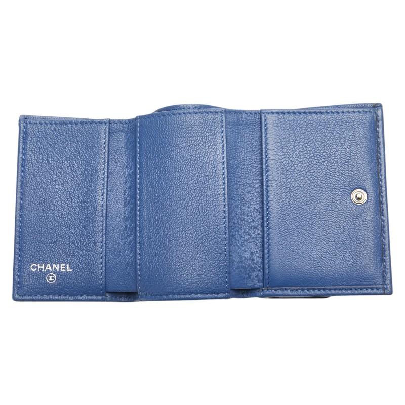 CHANEL（シャネル） ココマーク ラッキーフラワー 三つ折り財布