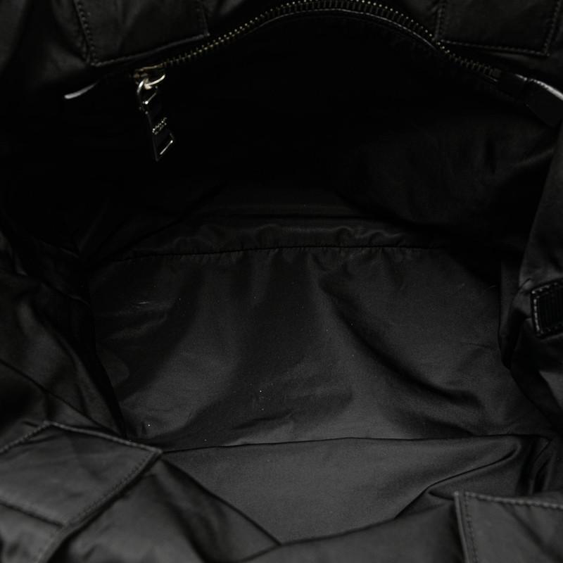 未使用級　プラダ　大きいサイズ2XL　ジャンパー　三角プレート　リバーシブル 未使用級 プラダ 大きいサイズ2XL ジャンパー 三角プレート