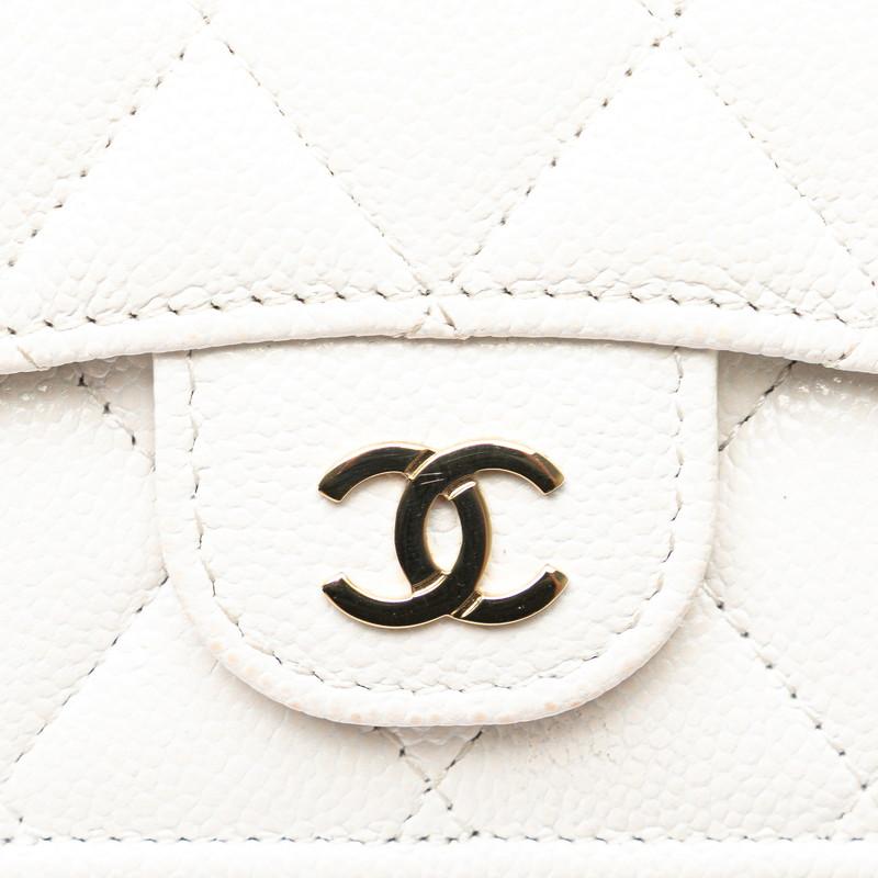 シャネル カメリア ココマーク マトラッセ 三つ折り財布  白 CHANEL（シャネル） マトラッセ ココマーク 三つ折り財布 コンパクト