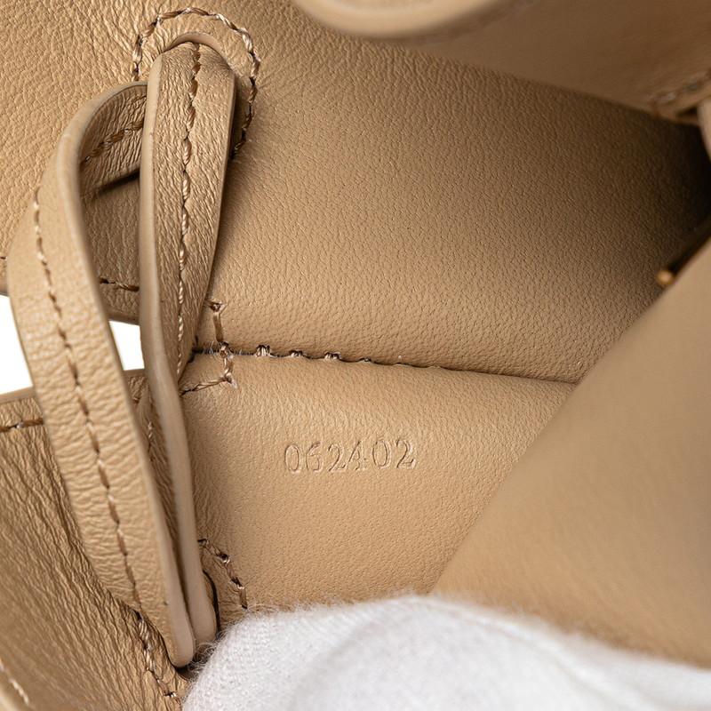 LOEWE（ロエベ） アナグラム ダイス ポケット 斜め掛け ショルダー