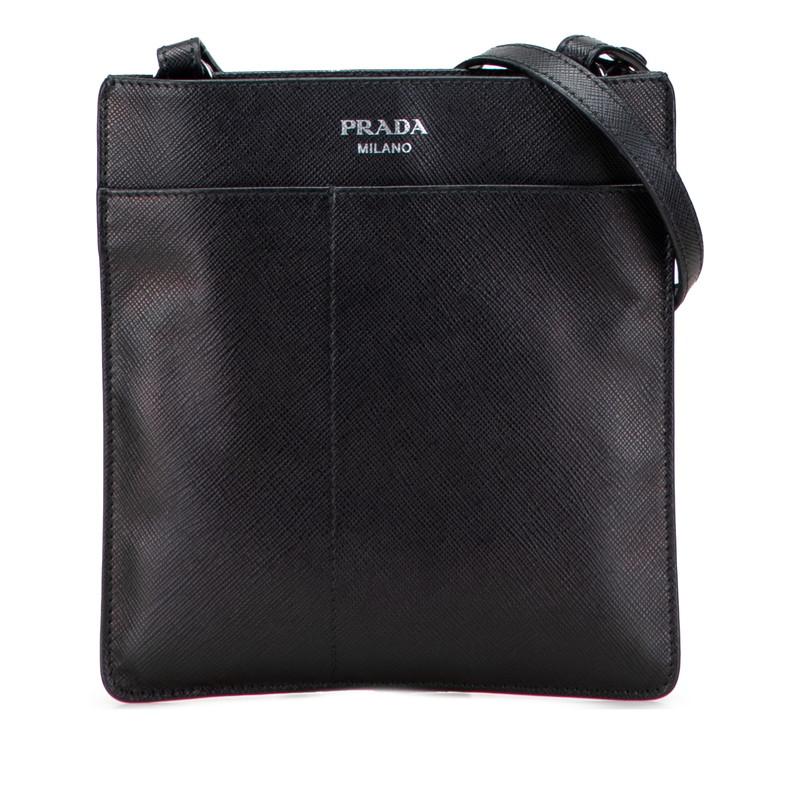 プラダ ロゴ 斜め掛け ショルダーバッグ ブラック サフィアーノ レザー レディース PRADA 【中古】 PRADA（プラダ） ロゴ 斜め掛け ショルダーバッグ ブラック