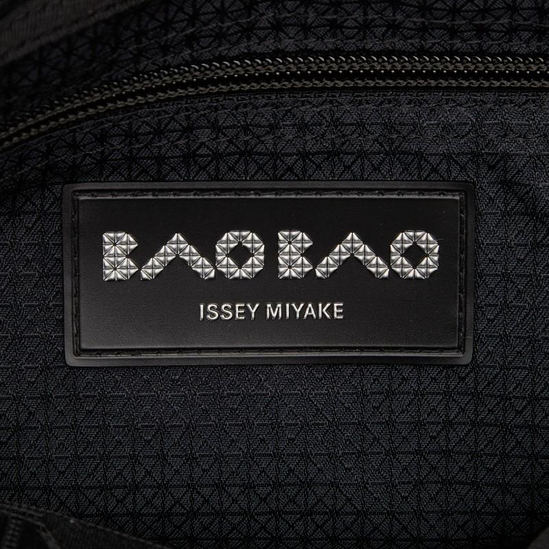 ゆ*こ様 未使用品　BAOBAO ISSEY MIYAKE ブラックハンドバッグ 入手困難【BAO BAO ISSEY MIYAKE】BOSTON ミニボストンバッグ 黒