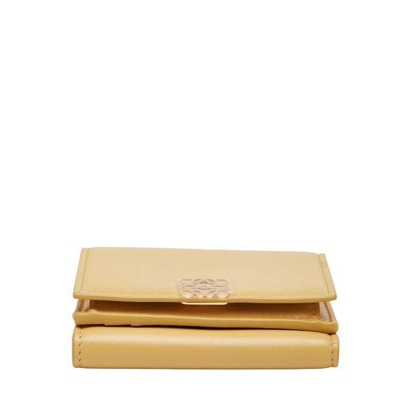 【極美品】LOEWE アナグラム トライフォルド　三つ折り財布　トープ LOEWE（ロエベ） 三つ折り財布 TRIFOLD トライフォールド C660TR2X01