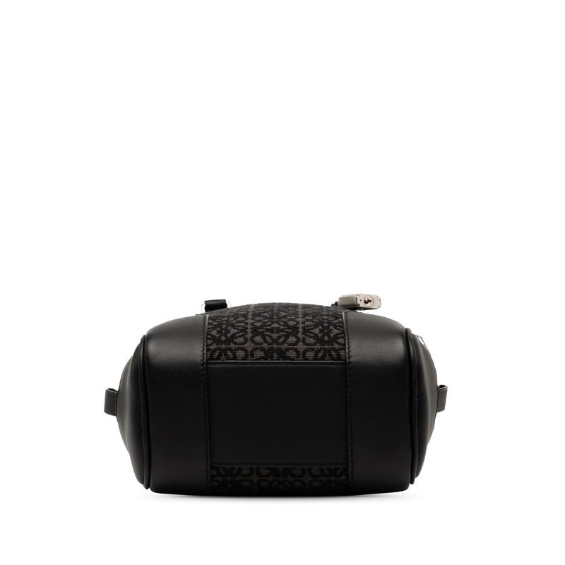LOEWE（ロエベ） アナグラム アマソナ15 ハンドバッグ ショルダー 