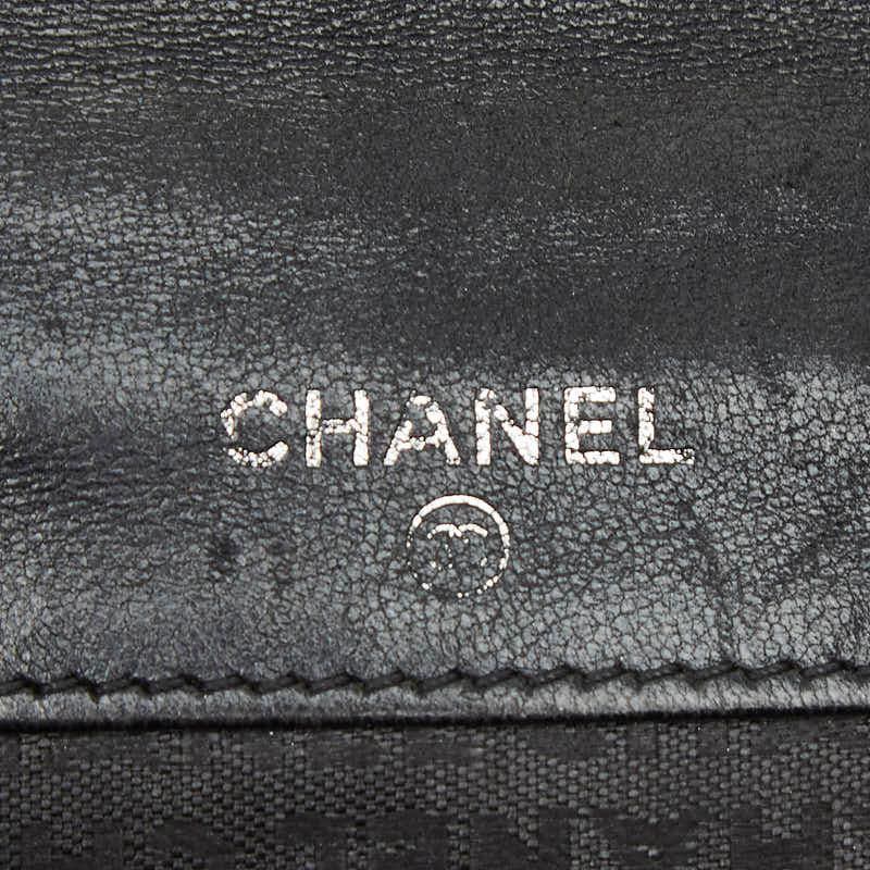 シャネル CHANEL 二つ折り 財布 アイコンライン ココマーク 黒 シルバー シャネル CHANEL 二つ折り 財布 アイコンライン ココマーク 黒 シルバー