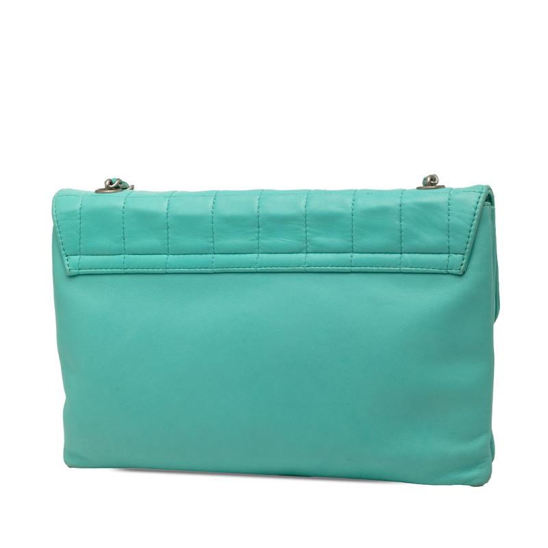CHANEL（シャネル） 2.55 チョコバー チェーン ショルダーバッグ