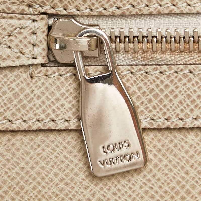 LOUIS VUITTON（ルイ・ヴィトン） ルイ ヴィトン タイガ ヴァシリPM