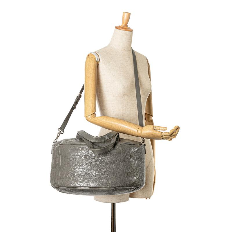 バレンシアガ エアホーボー ボストンバッグ グレー ショルダー 2way ABランク レザー 中古 BALENCIAGA（バレンシアガ） エアホーボー ボストンバッグ ショルダー