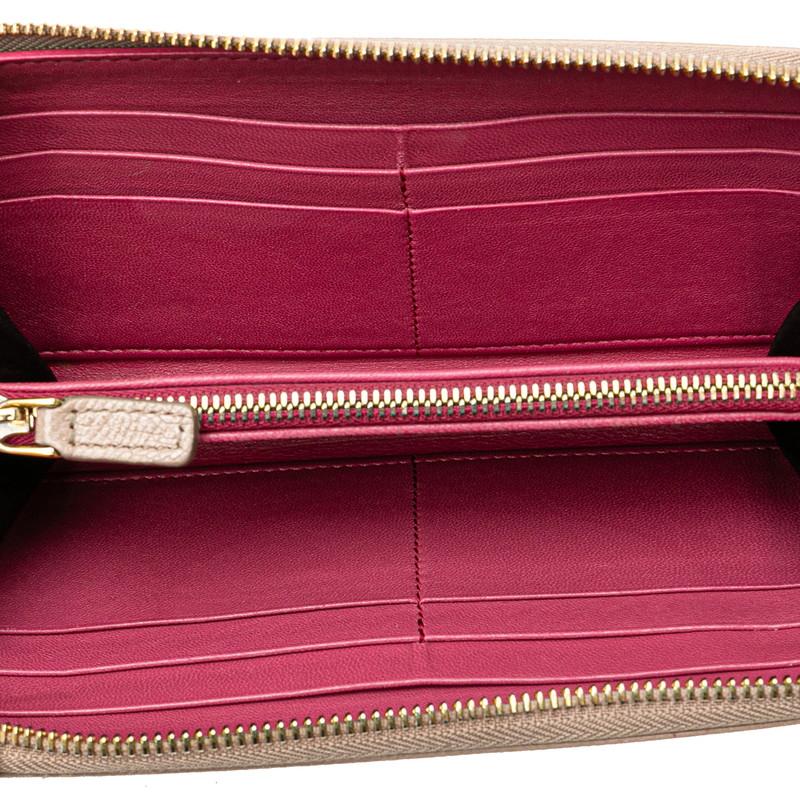 BVLGARI（ブルガリ） ラウンドファスナー 長財布 ベージュ レザー