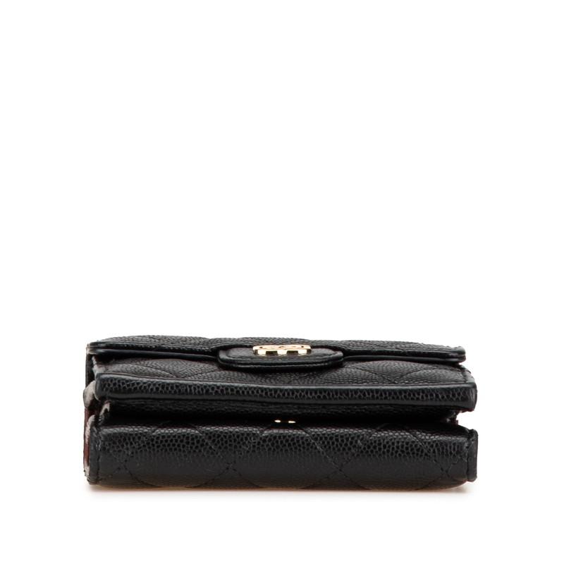 CHANEL シャネル マトラッセ ココマーク 三つ折り財布 CHANEL シャネル マトラッセ ココマーク 三つ折り財布