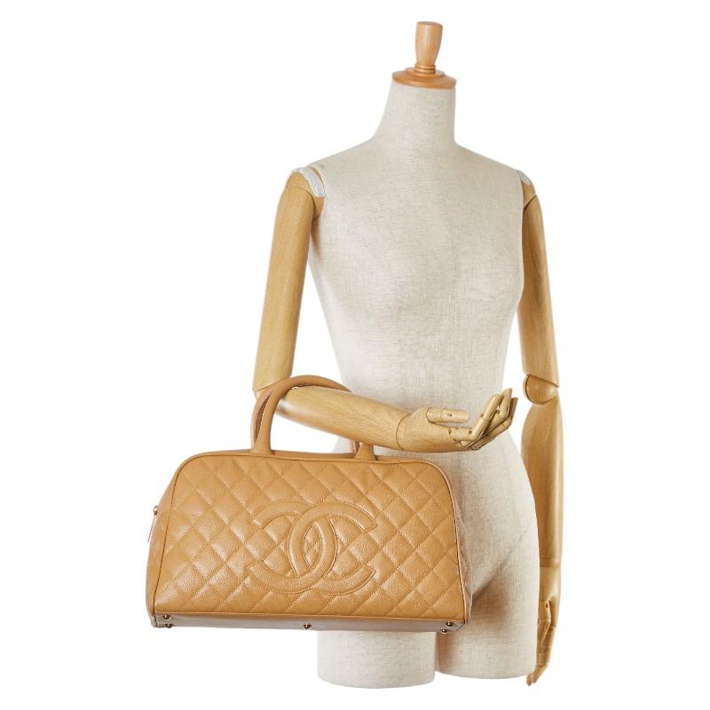 CHANEL ハンドバッグマトラッセ ココマーク　ベージュ　レディース【中古品】 CHANEL（シャネル） マトラッセ ココマーク ボーリングバッグ