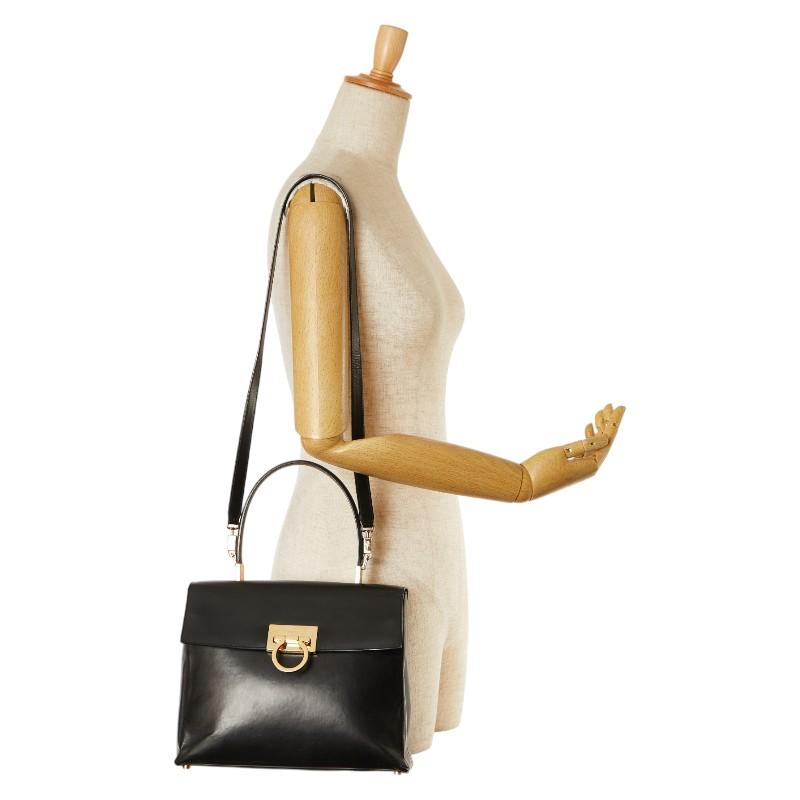 サルヴァトーレフェラガモ ガンチーニ ハンドバッグ ショルダーバッグ  