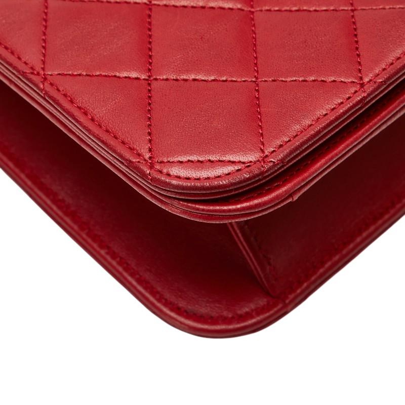 CHANEL（シャネル） ココマーク マトラッセ チェーン ショルダーバッグ