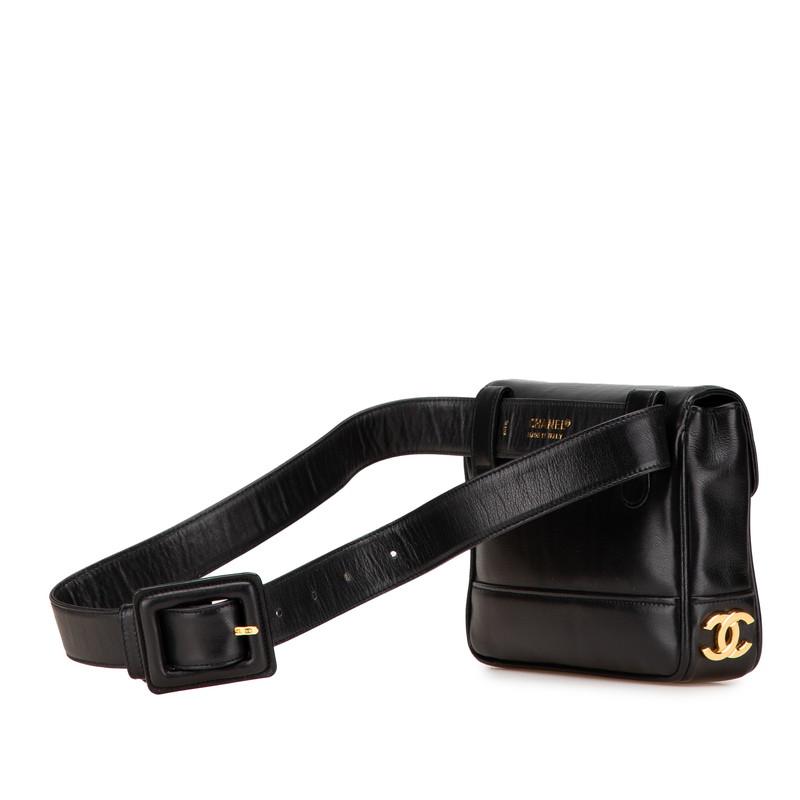 シャネル トリプルココマーク ショルダーバッグ ウエストバッグ 80/32 ブラック レザー レディース CHANEL 【中古】の画像