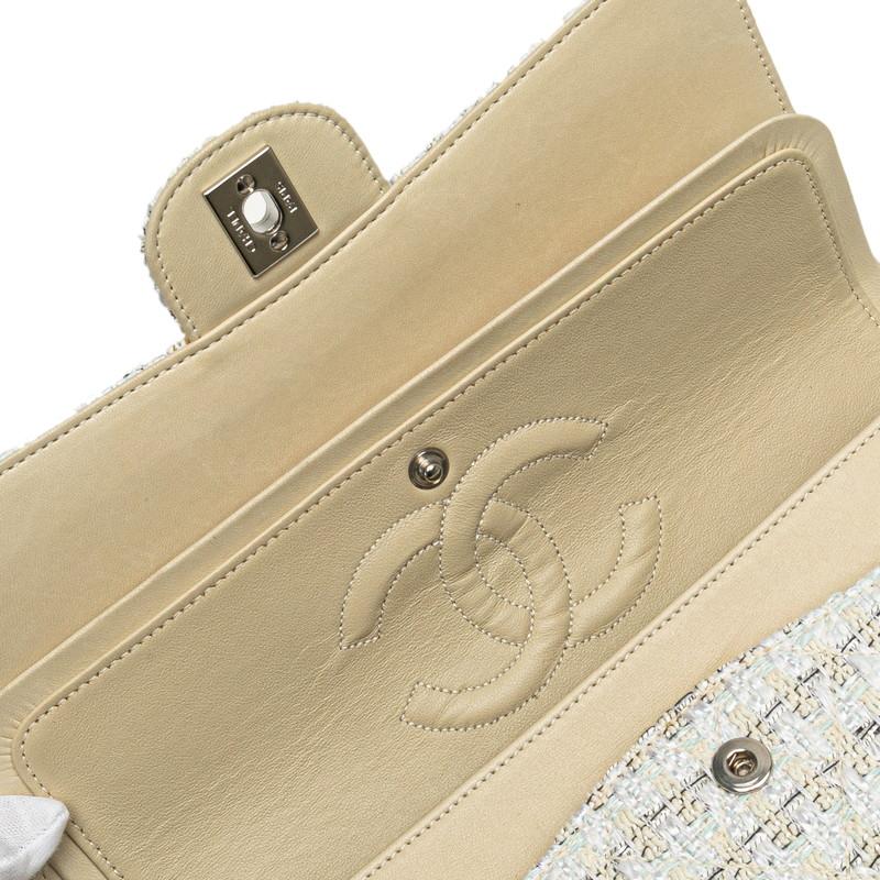 シャネル マトラッセ25 ココマーク Wフラップ チェーン ショルダーバッグ ハンドバッグ ホワイト ベージュ ツイード CHANEL 【中古】の画像
