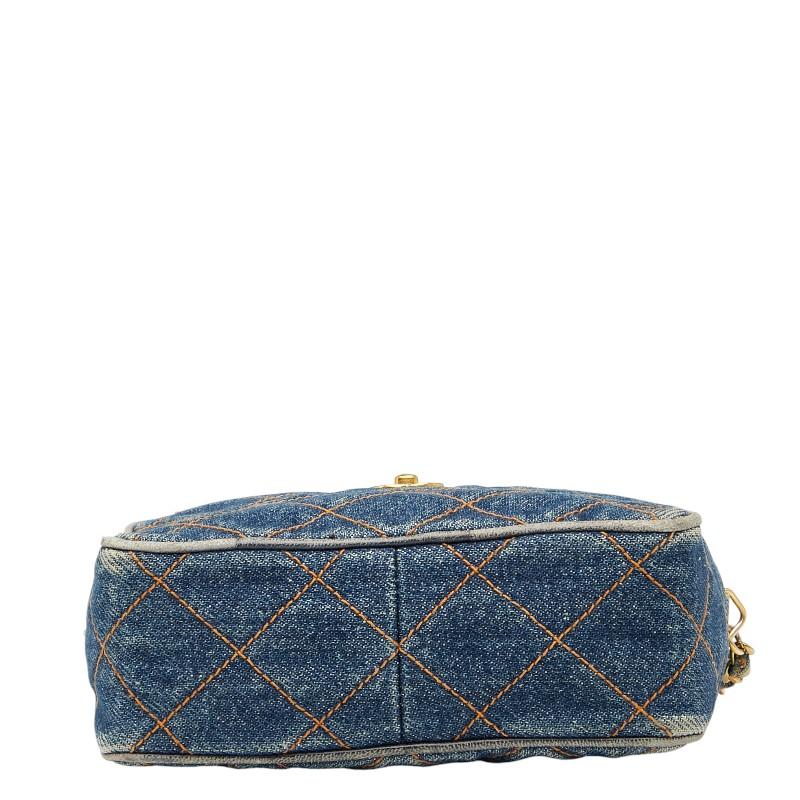 ココマーク　デニム マトラッセ チェーンショルダーバッグ CHANEL（シャネル） ココマーク マトラッセ チェーン ショルダーバッグ