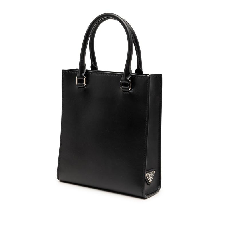 PRADA（プラダ） トライアングルロゴ ミニハンドバッグ ショルダー