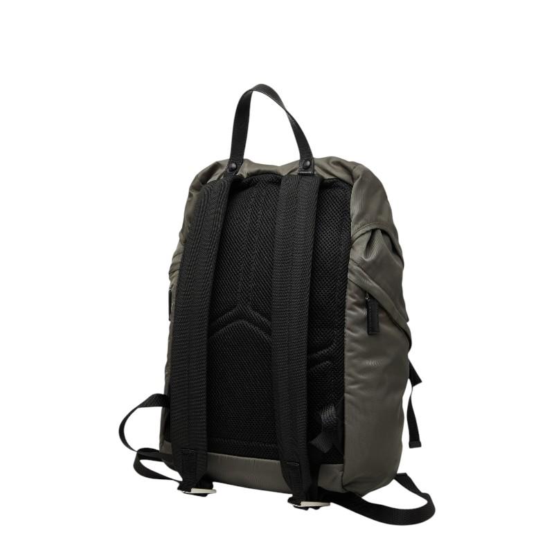 PRADA（プラダ） 三角ロゴプレート リュック バックパック 2VZ135