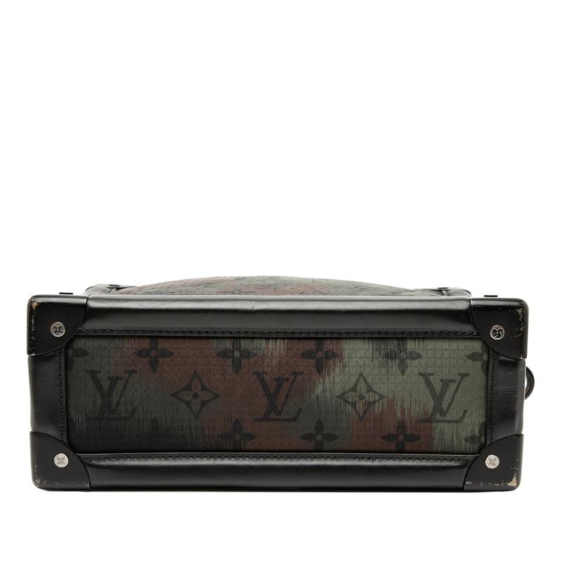 ルイ・ヴィトン Louis Vuitton ショルダーバッグ ソフトトランク カモフラージュ ヴァージル アブロー M56428 ブラック カーキ ナイロン レザー (牛革) 【中古】 LOUIS VUITTON（ルイ・ヴィトン） ルイ ヴィトン モノグラム