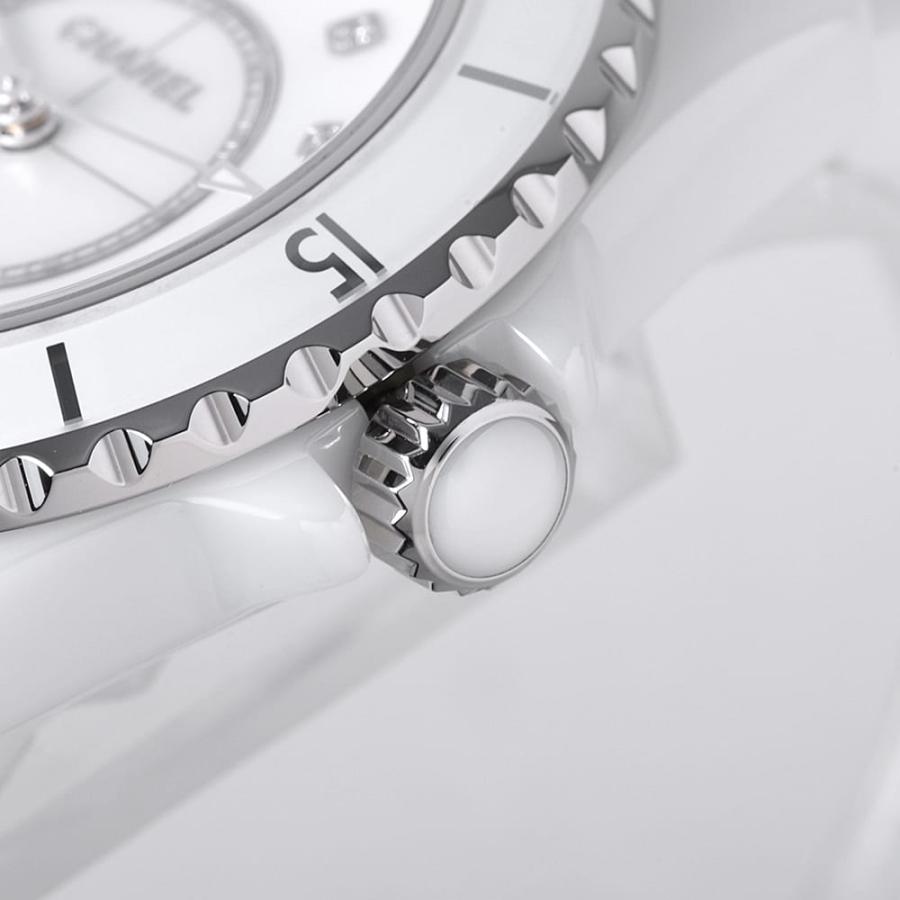 CHANEL（シャネル） J12 白セラミック 12Pダイヤ H5704 中古