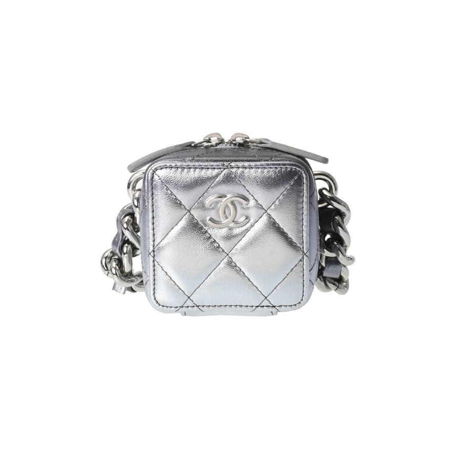 CHANEL（シャネル） マトラッセ キューブ チェーンショルダー シルバー