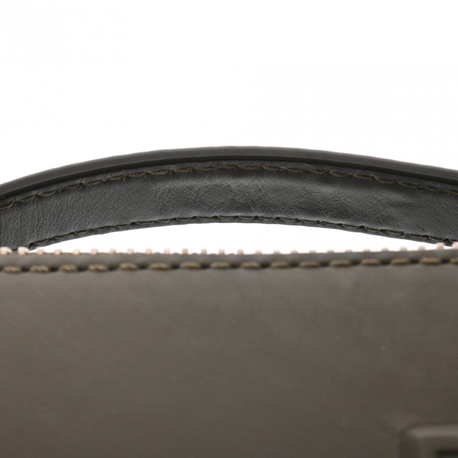 LOEWE ロエベ クロスボディ カメラバッグ ミニ カーキグリーン C565R41X05 レディース カーフ ショルダーバッグ Aランク 中古 銀蔵の画像