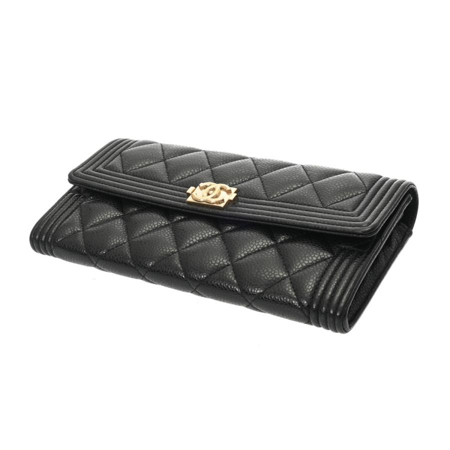 CHANEL（シャネル） ボーイシャネル 二ツ折長財布 ブラック