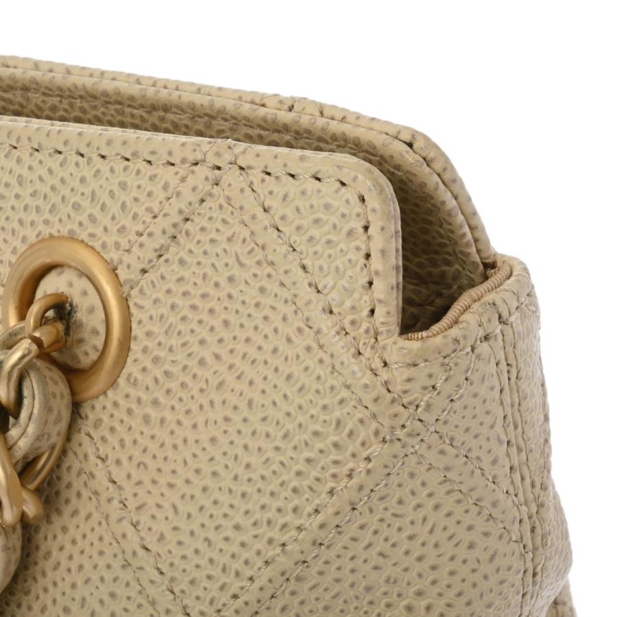 CHANEL（シャネル） マトラッセ チェーンショルダーバッグ ベージュ