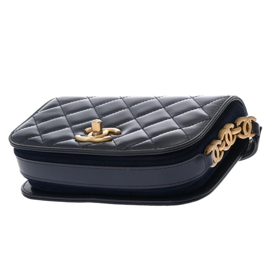 CHANEL（シャネル） マトラッセ ミニメッセンジャーバッグ ネイビー 