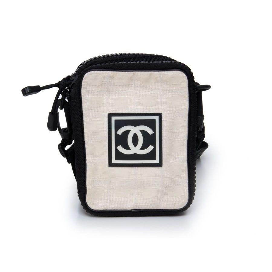 シャネル CHANEL スポーツライン ショルダーバッグ 白×黒 ナイロン 中古 :805000011985000:銀蔵・ヤフー店 - 通販