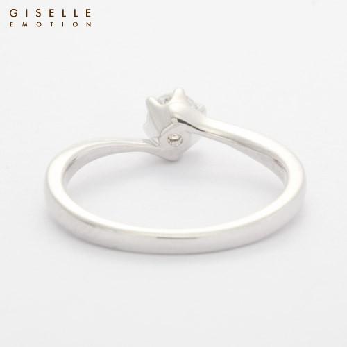 婚約指輪 10大特典あり 0.3ctダイヤモンド エンゲージリングプラチナ