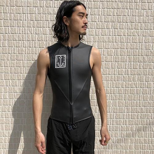 新品 未使用CAPTAIN FIN キャプテンフィン ウェットスーツベスト L 新品 未使用CAPTAIN FIN キャプテンフィン ウェットスーツベスト