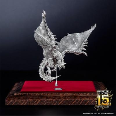 モンスターハンター グッズ フィギュア 金火竜 リオレイア希少種 銀火竜 リオレウス希少種 二体セット K24イエローゴールド プラチナ Omh K24yg Pt1000 Giv ギヴ Yahoo 店 通販 Yahoo ショッピング