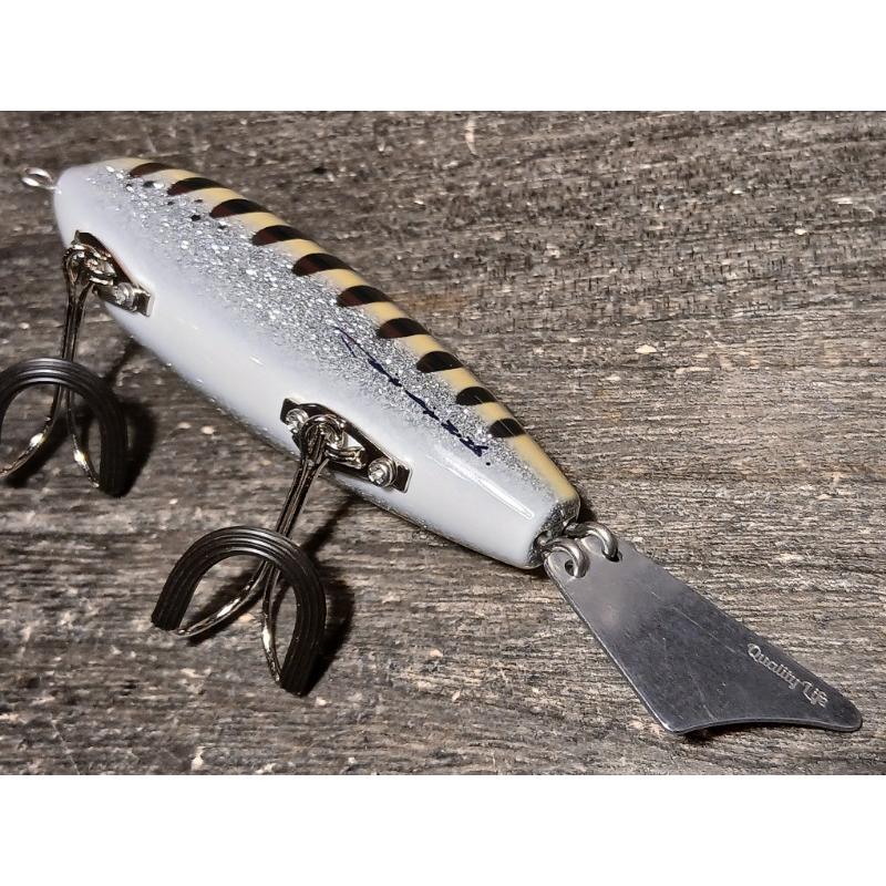 クオリティライフ　フィッシュガガ Quality Life ＊ Wood Lures ＊ - クオリティライフ