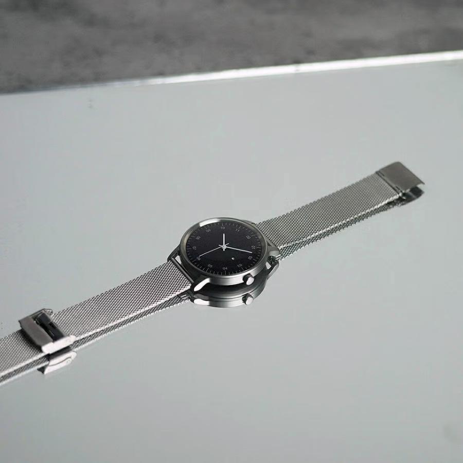 sazare さざれ SK01 腕時計 ユニセックス 38mm 日本製 ミニマル シンプル シルバー鏡面ケース / ブラック文字盤 / シルバーメタルメッシュ / Ref. 01.02.00MEの画像