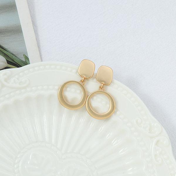 艶消し マットゴールド サークルピアス ゆらゆら 揺れる おしゃれ シンプル 上品 二次会 パーティ 結婚式 韓国 プチプラ人気 キレイめ 大人 :p304:アクセサリー レディース通販GLAM 通販 ハート ブレスレット パーティー カジュアル 変形 結婚式 重ね付け