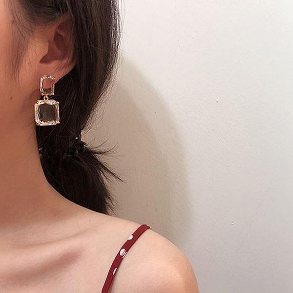 gulamu jewelry（グラム ジュエリー） 爆買 大粒 スクエア クリア