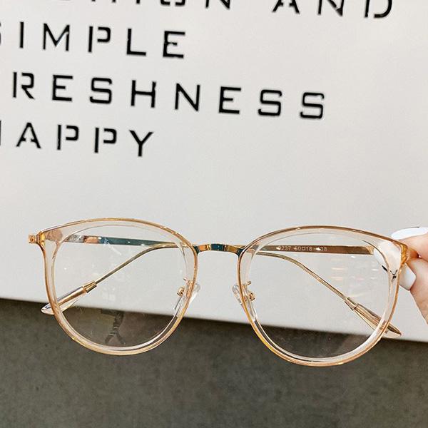 クリアベージュ 四角形フレーム PCメガネ gulamu jewelry（グラム ジュエリー） 伊達メガネ めがね 眼鏡 クリア