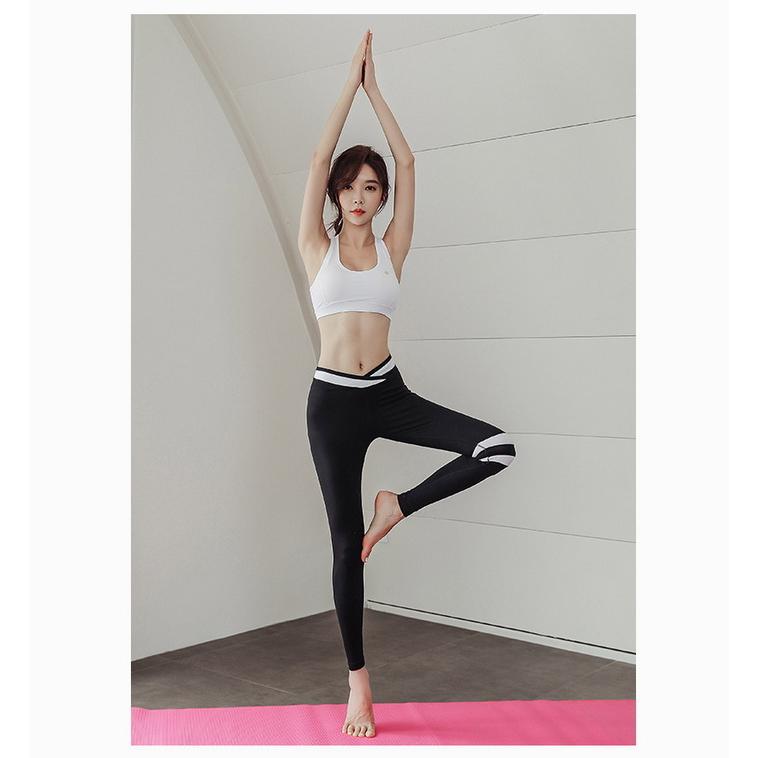 ランニングウェア レディース セット 3点セット 上下 ウェア おしゃれ 可愛い かわいい トレーニングウェア ジムウェア ジム Y Glanz 通販 Yahoo ショッピング