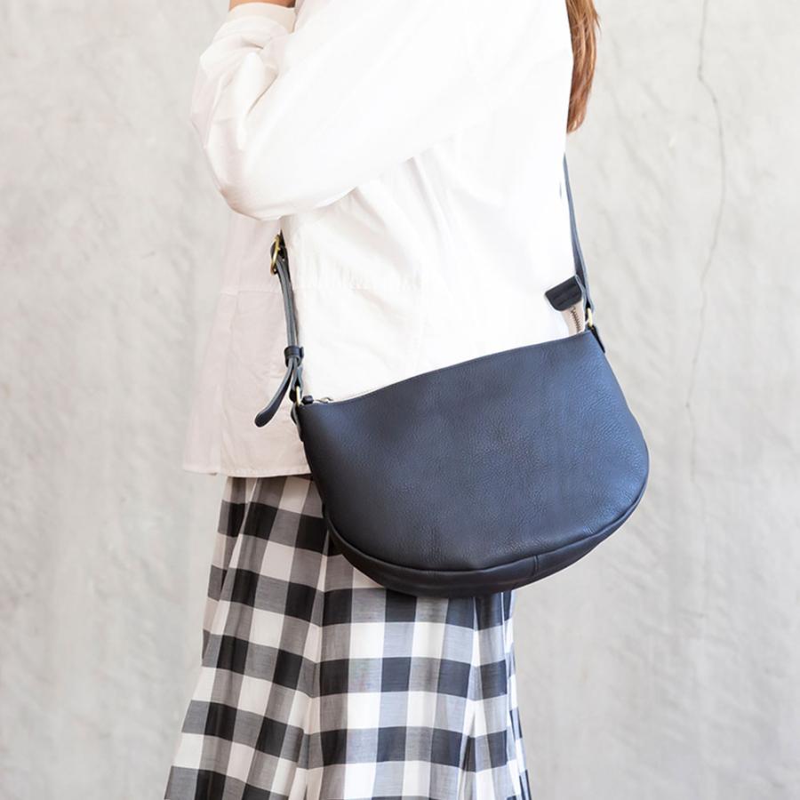 kanmi（カンミ） Kanmi. ピタパン ショルダーバッグ B21-55