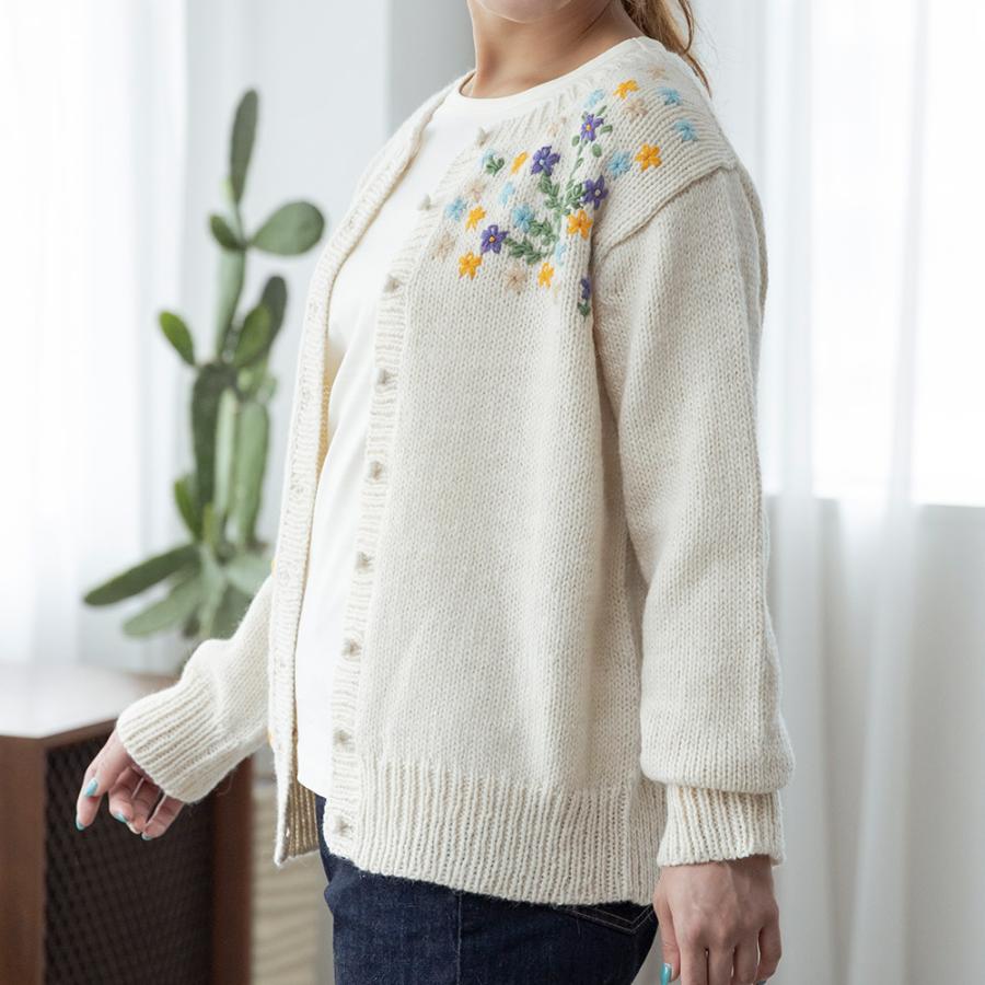 美品✨millma アルパカ100% ボリビア製　ニット　カーディガン　花総柄 美品✨millma アルパカ100% ボリビア製 ニット カーディガン 花総柄