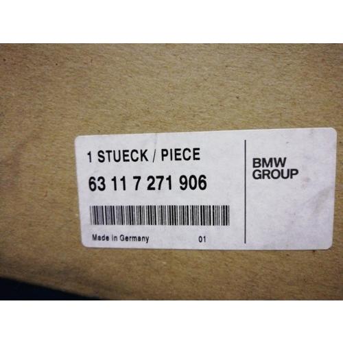 【GP美品】純正品 BMW 5シリーズ F10/F11 ヘッドランプ 右 63117271906の画像
