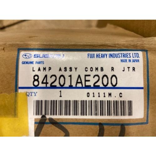 【GP美品】純正品 スバル レガシィ BH5 テールランプ 右 84201AE200_2