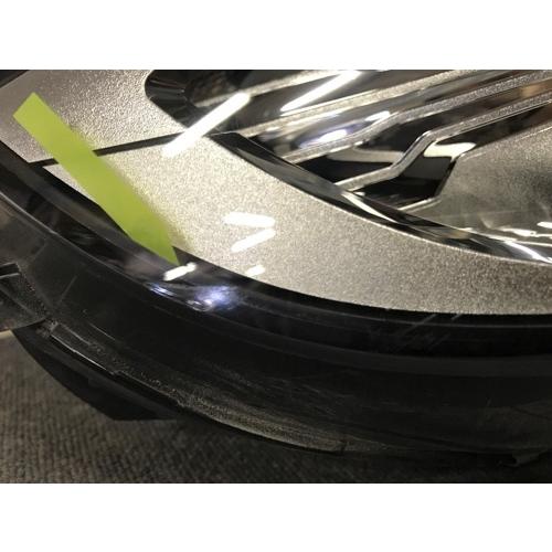 【GP美品】純正品 BMW ２シリーズ F45/46 ヘッドランプ 右 63117391404の画像