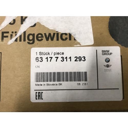 【GP美品】純正品 BMW 5シリーズ F07/F10/F11 フォグランプ 左 63177311293の画像