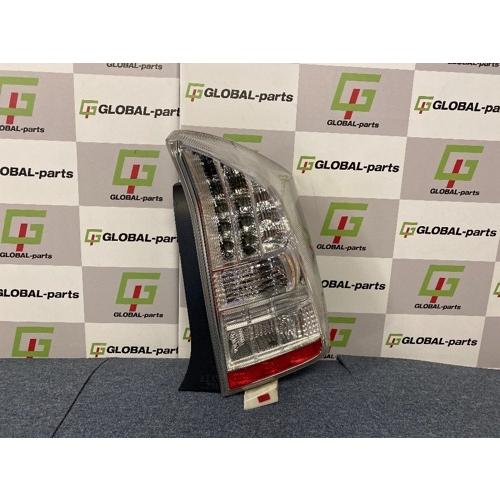 【GP美品】純正品 トヨタ プリウス ZVW30 テールランプ 右 81551-47122