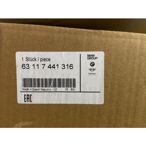 【GP美品】純正品 ミニ カントリーマン F60 ヘッドランプ 右 63117441316_2